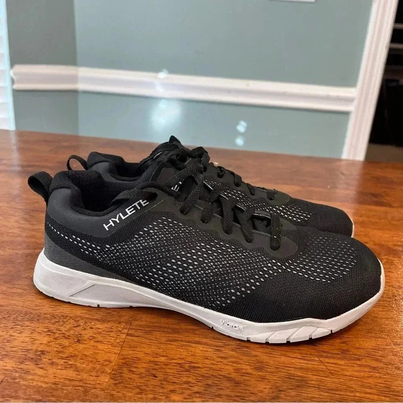 Like New Hylete Circuit II cross training CrossFit shoes size 7.5 women - Picture 1 of 8